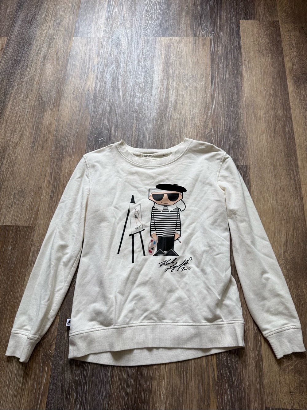 Karl Lagerfeld Paris Graphic Sweatshirt Cream Pullover XS Artist Graphic
